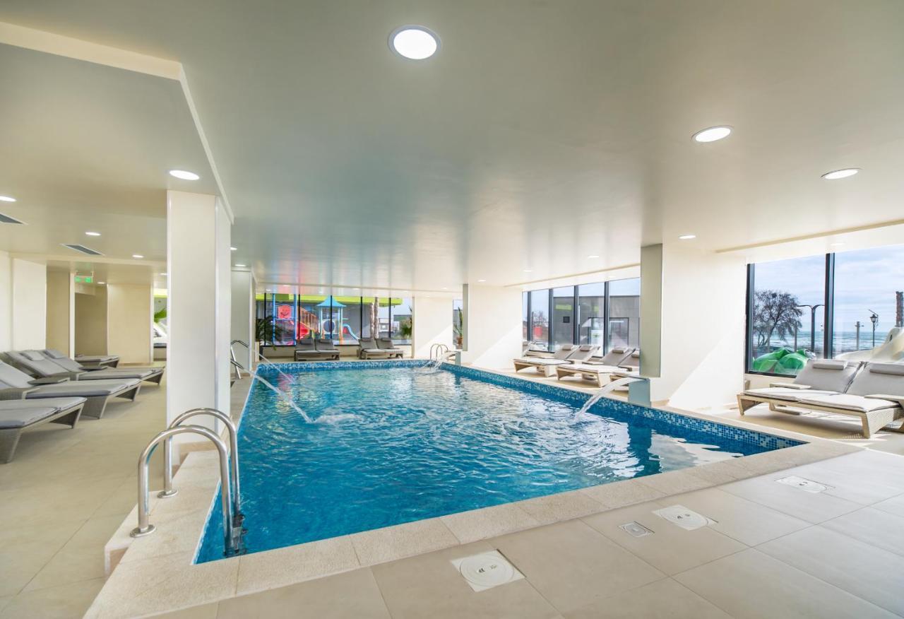 Sunrise King Studio Spa N Pool Beach Resort Năvodari 외부 사진